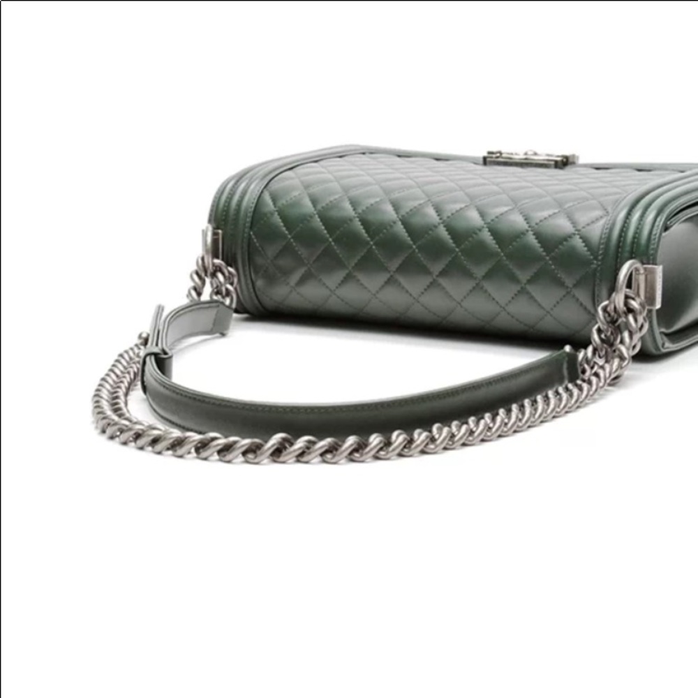 Chanel Green Quilted Calfskin Medium Boy Flap Handbag - Picture 6 of 9